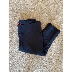 MPG Crop Legging with Mesh Insert